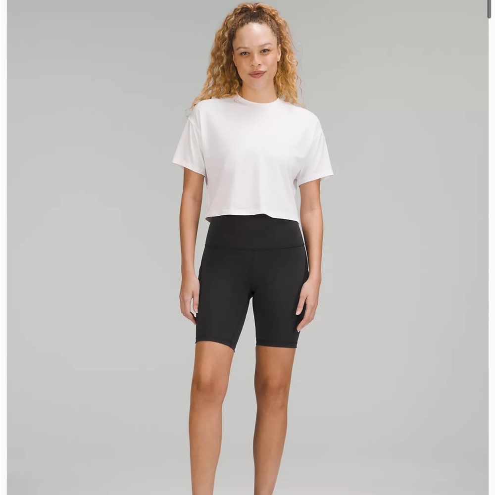 Lululemon Wonder Train Shorts w Pockets